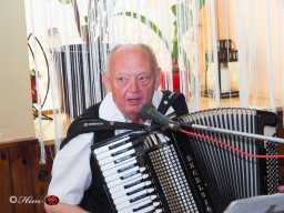 Helmut Schmitzberger und Peter Glück im GH Timo am 04. Mai 2024